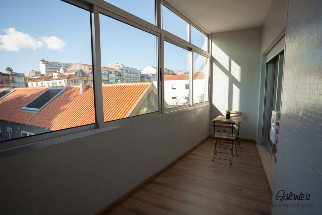 Downtown 3 Bedroom With Balcony - Quiet Street - Family Friendly - Groups Порту Экстерьер фото